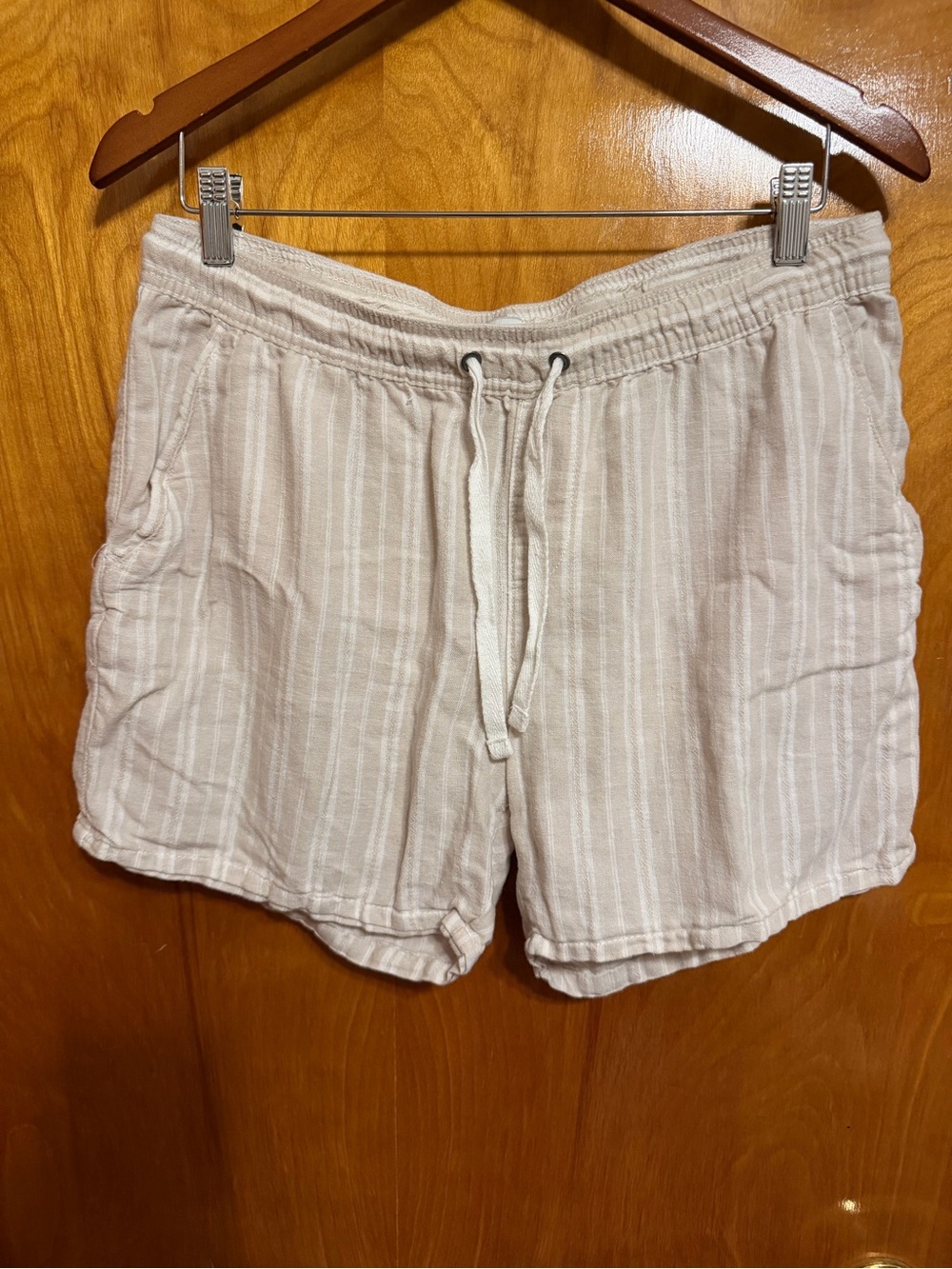 Striped Light Beige Drawstring Cargo Shorts for Women